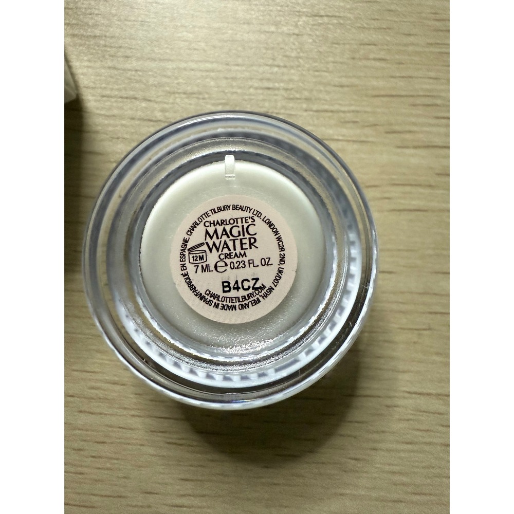 Charlotte Tilbury Magic Water Cream 7ml White NIB Hydrating Gel Moisturizer - Picture 3 of 4